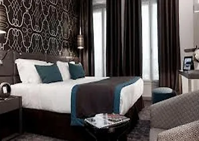 פריז Le Grey Hotel 4*,  צרפת