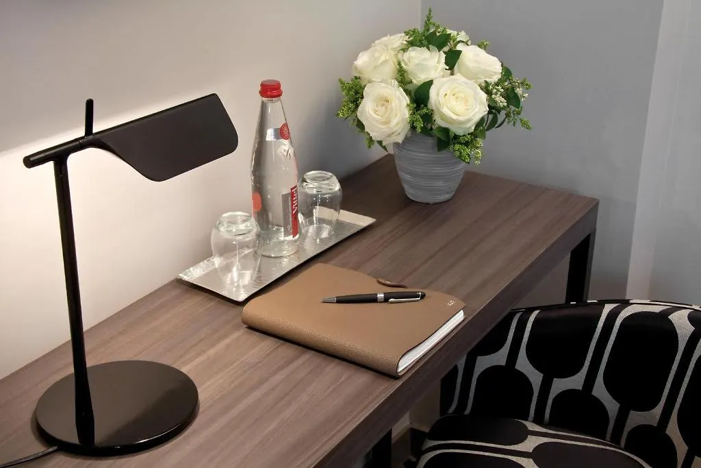 Le Grey Hotel Paris France