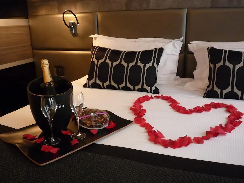 Le Grey Hotel Paris